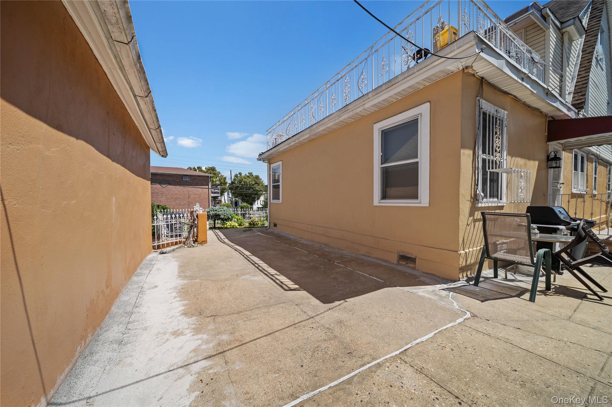 152-19 85th Drive, Briarwood, NY 11432