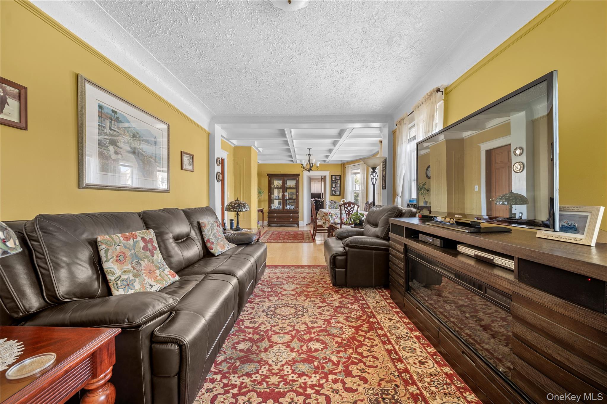 152-19 85th Drive, Briarwood, NY 11432