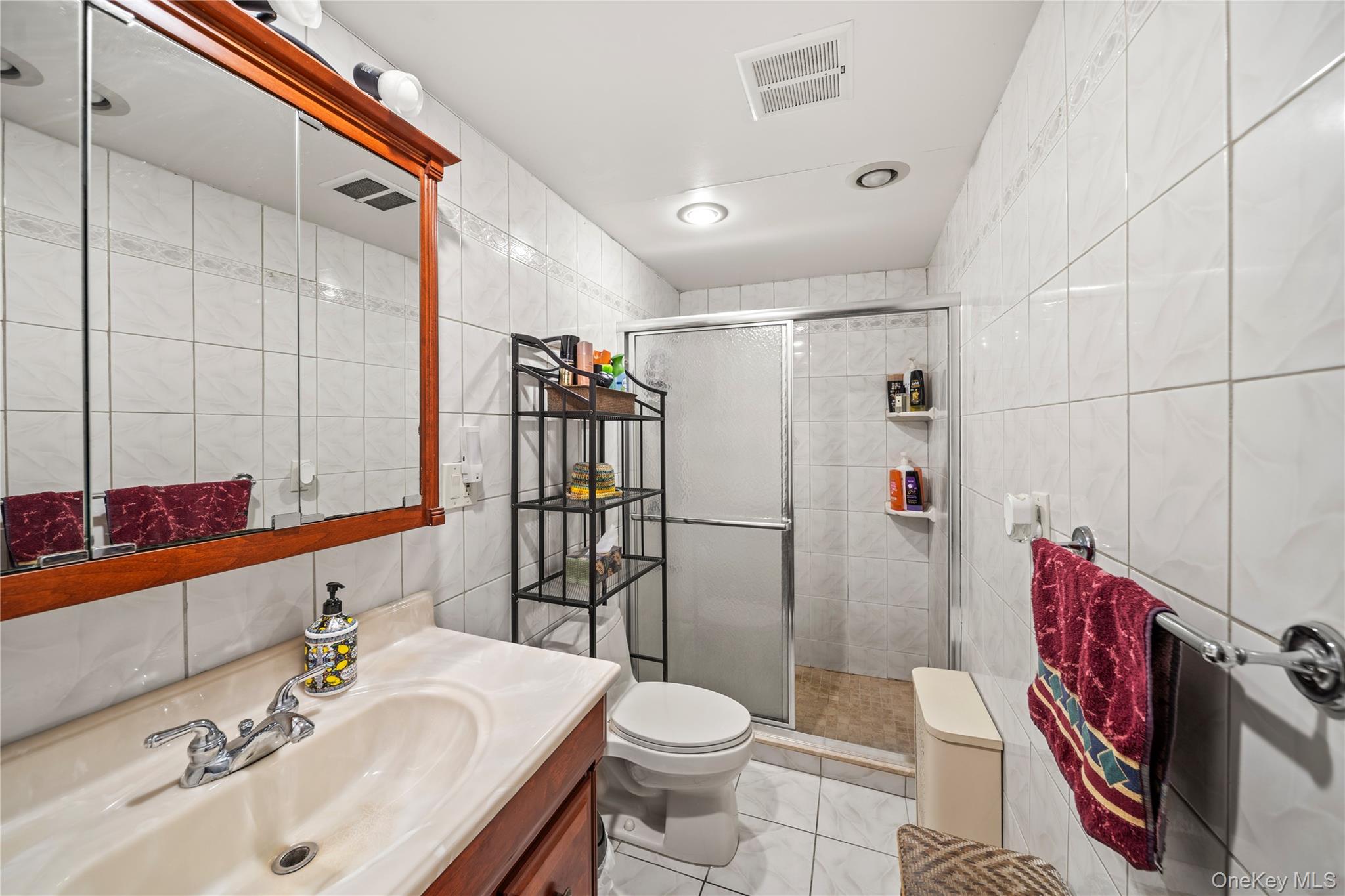 152-19 85th Drive, Briarwood, NY 11432