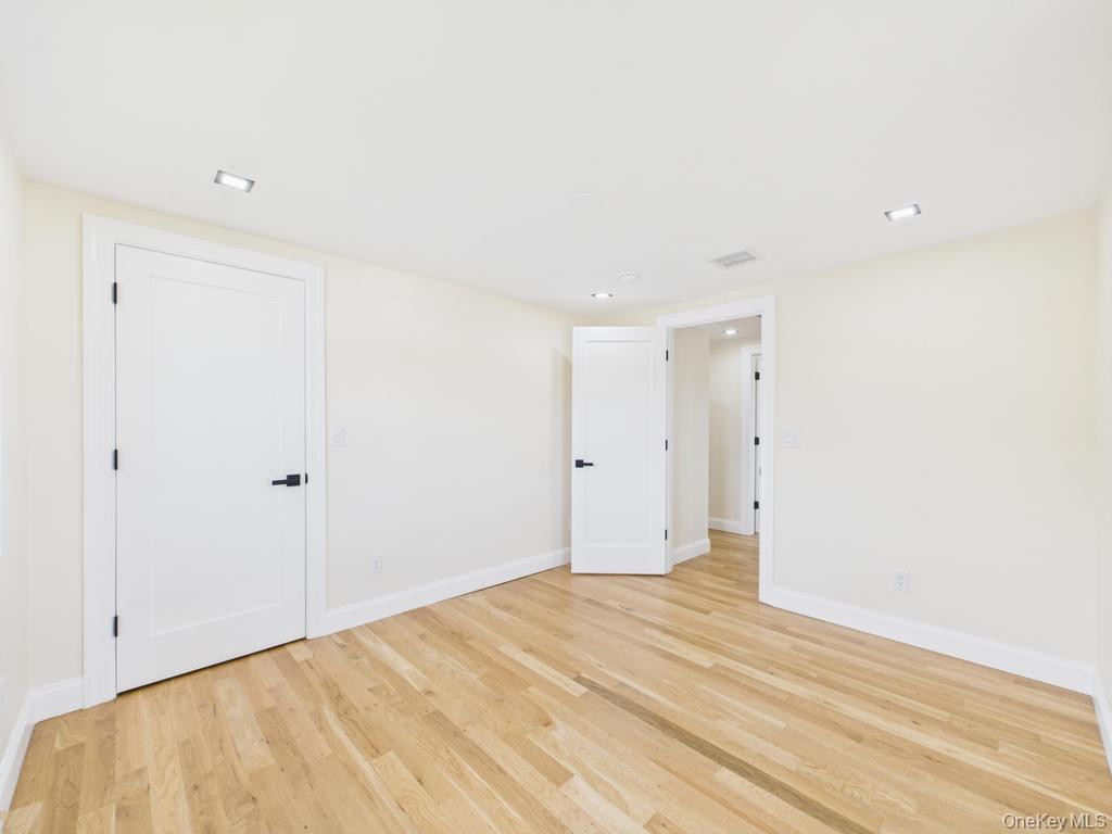 49 Griddle Lane, Levittown, NY 11756