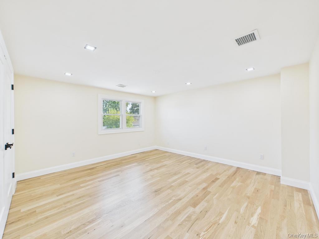 49 Griddle Lane, Levittown, NY 11756