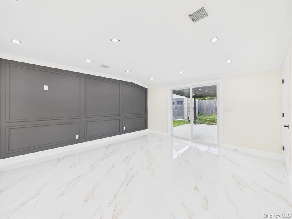 49 Griddle Lane, Levittown, NY 11756