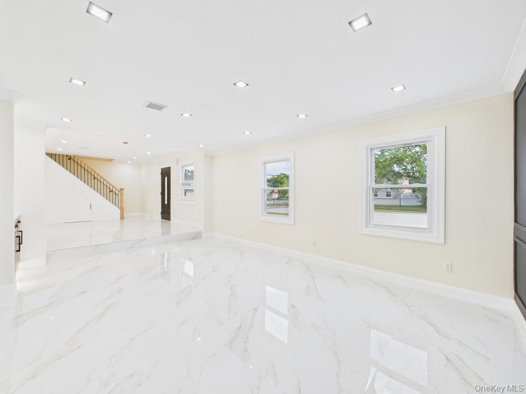 49 Griddle Lane, Levittown, NY 11756