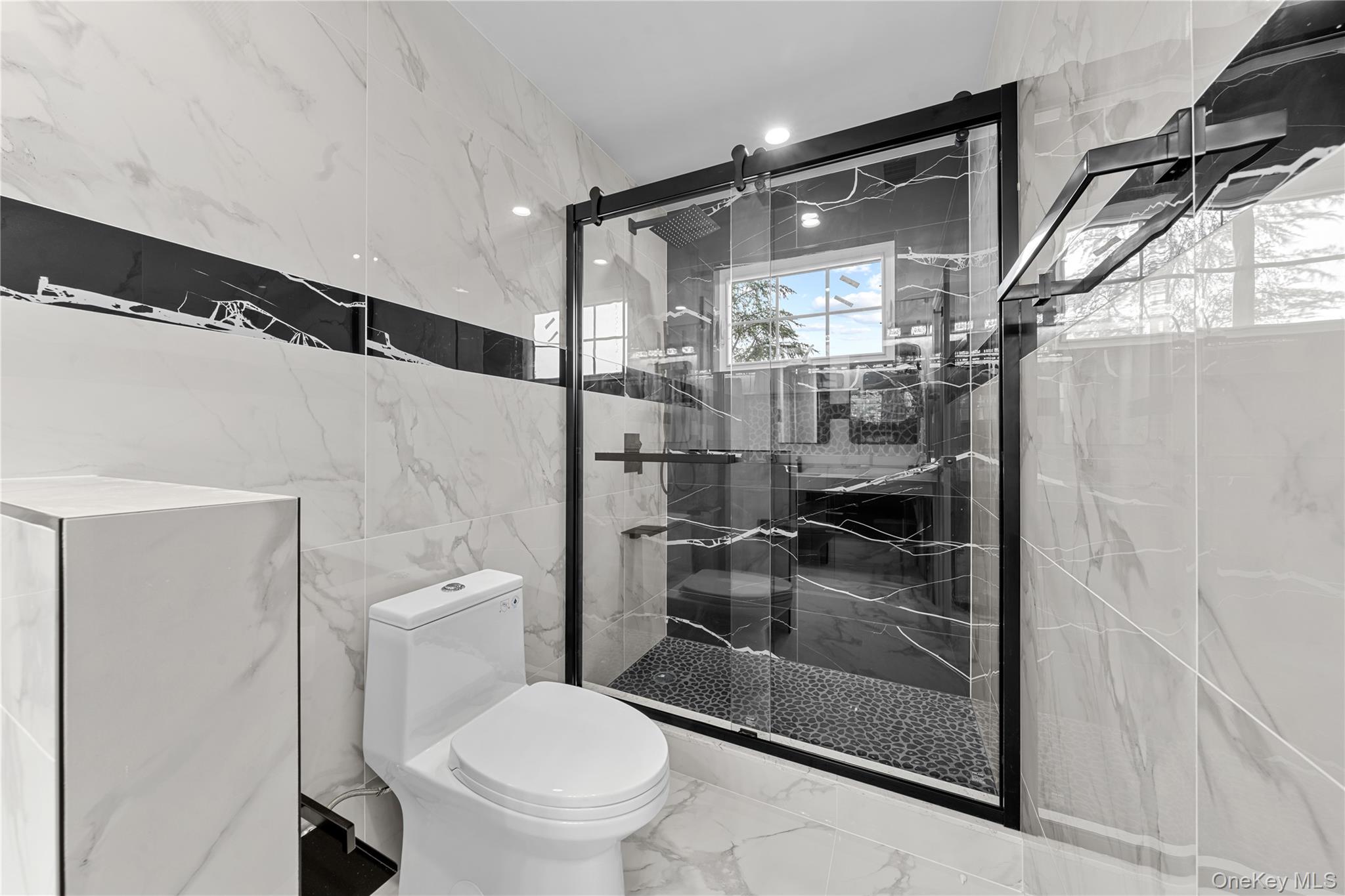 71 Cedar Street, Hicksville, NY 11801