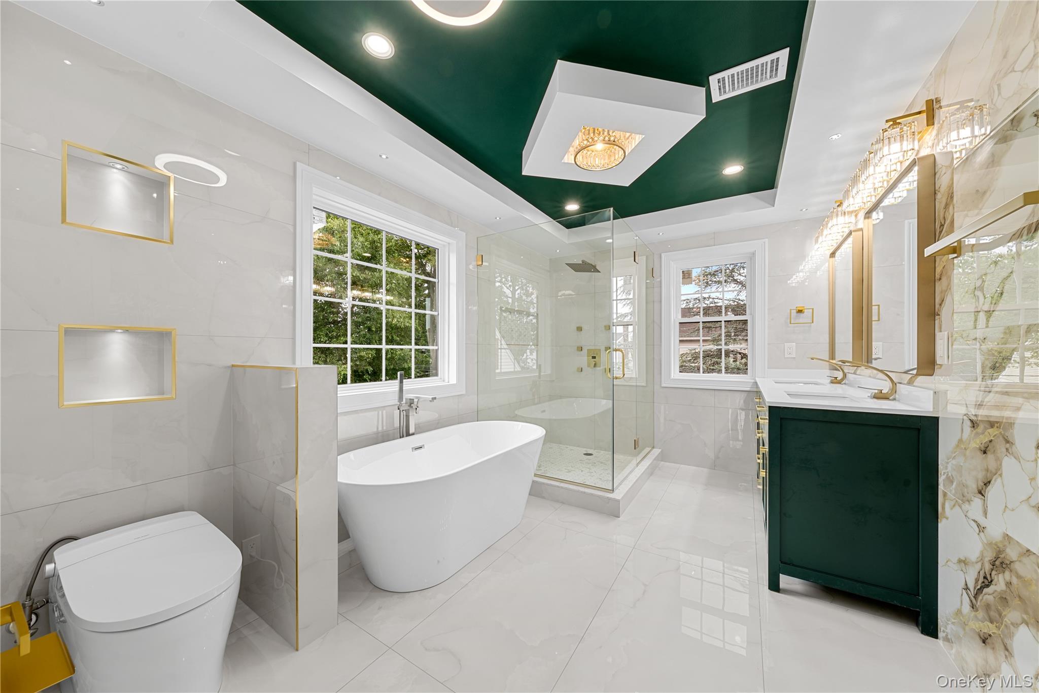 71 Cedar Street, Hicksville, NY 11801