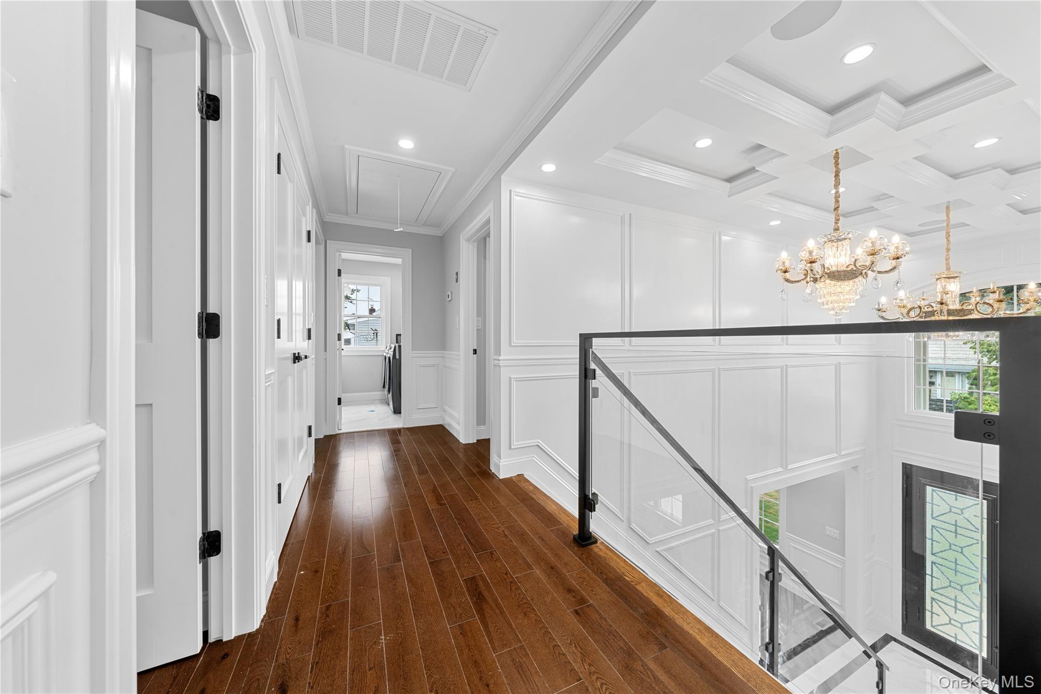 71 Cedar Street, Hicksville, NY 11801