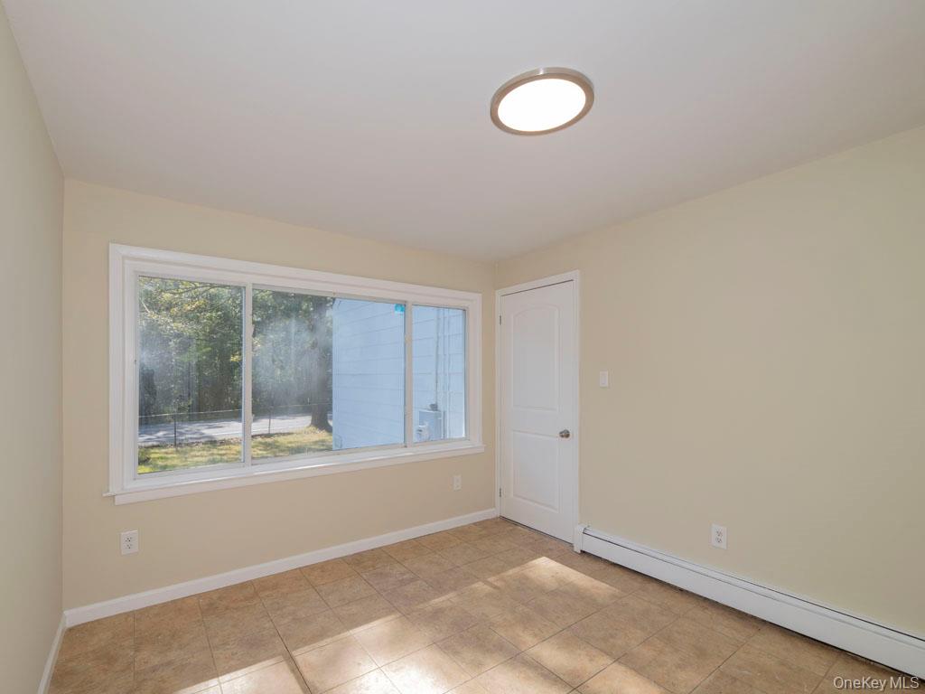 341 Mill Road, Medford, NY 11763