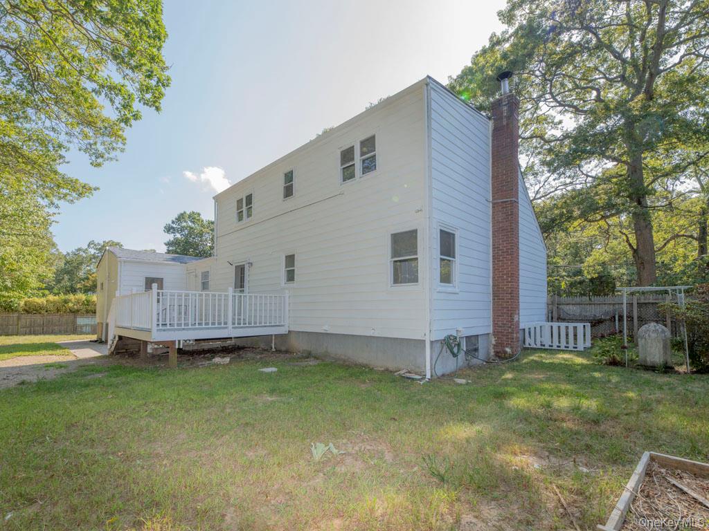 341 Mill Road, Medford, NY 11763