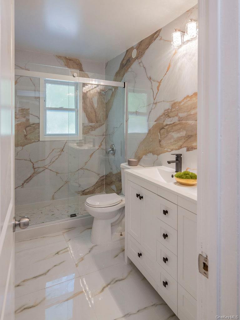 341 Mill Road, Medford, NY 11763