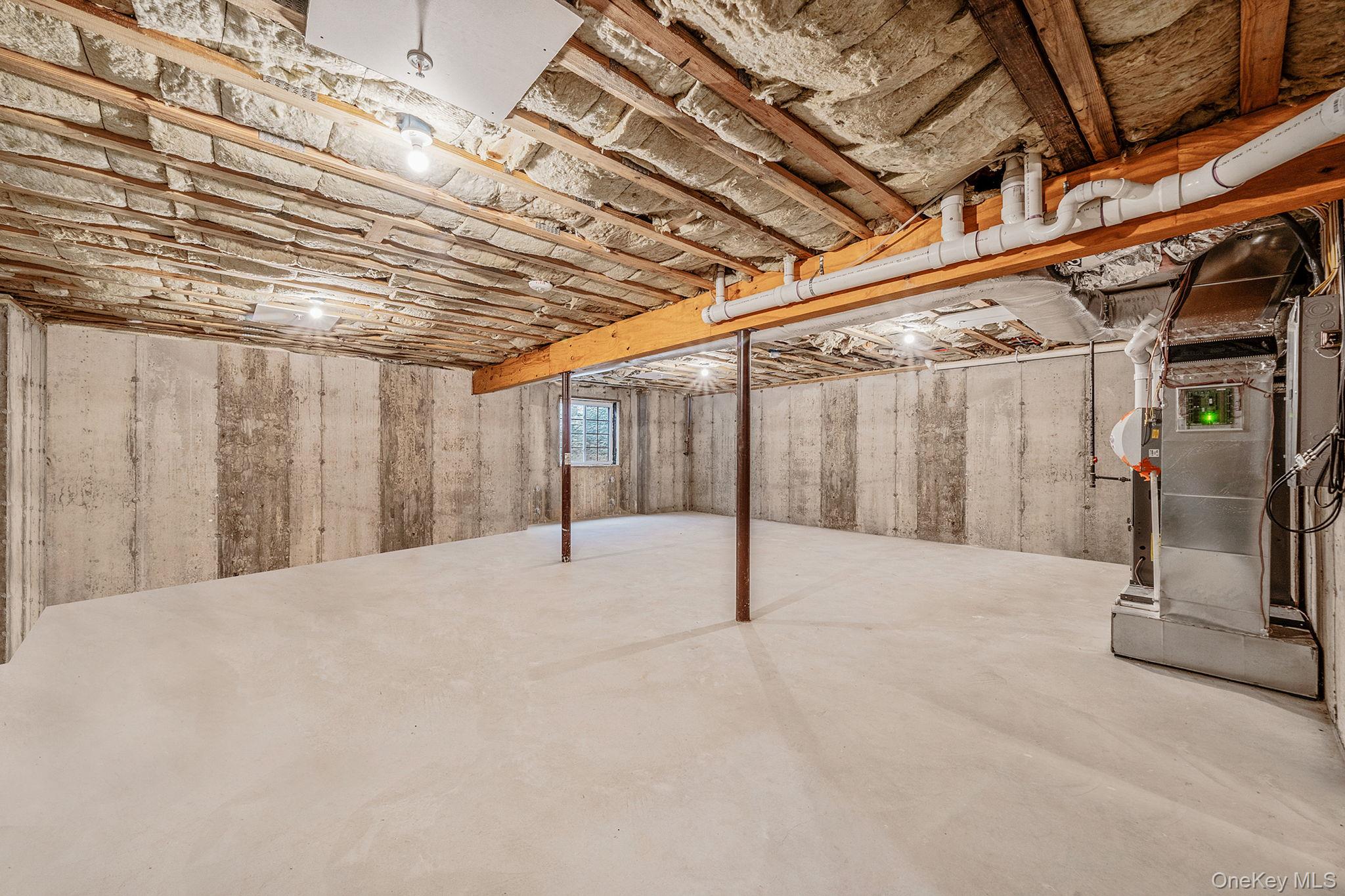 88 Halley Drive, Center Moriches, NY 11934