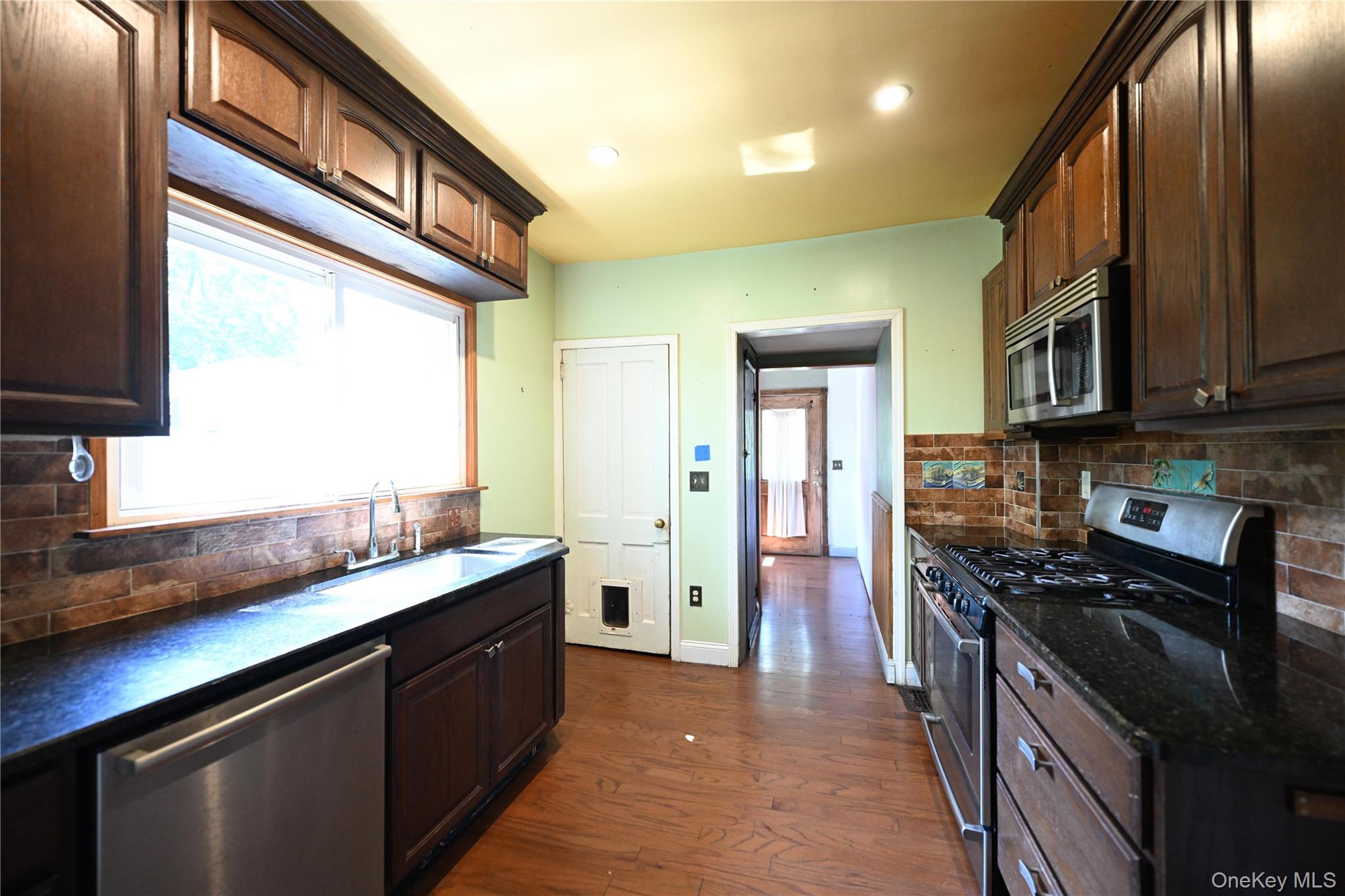 6 Brooks Avenue, Monroe, NY 10950