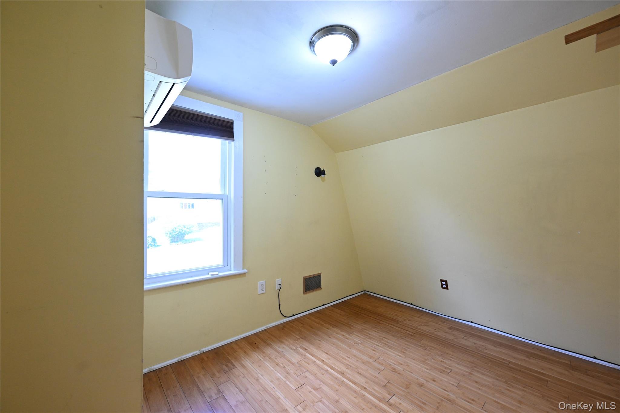 6 Brooks Avenue, Monroe, NY 10950