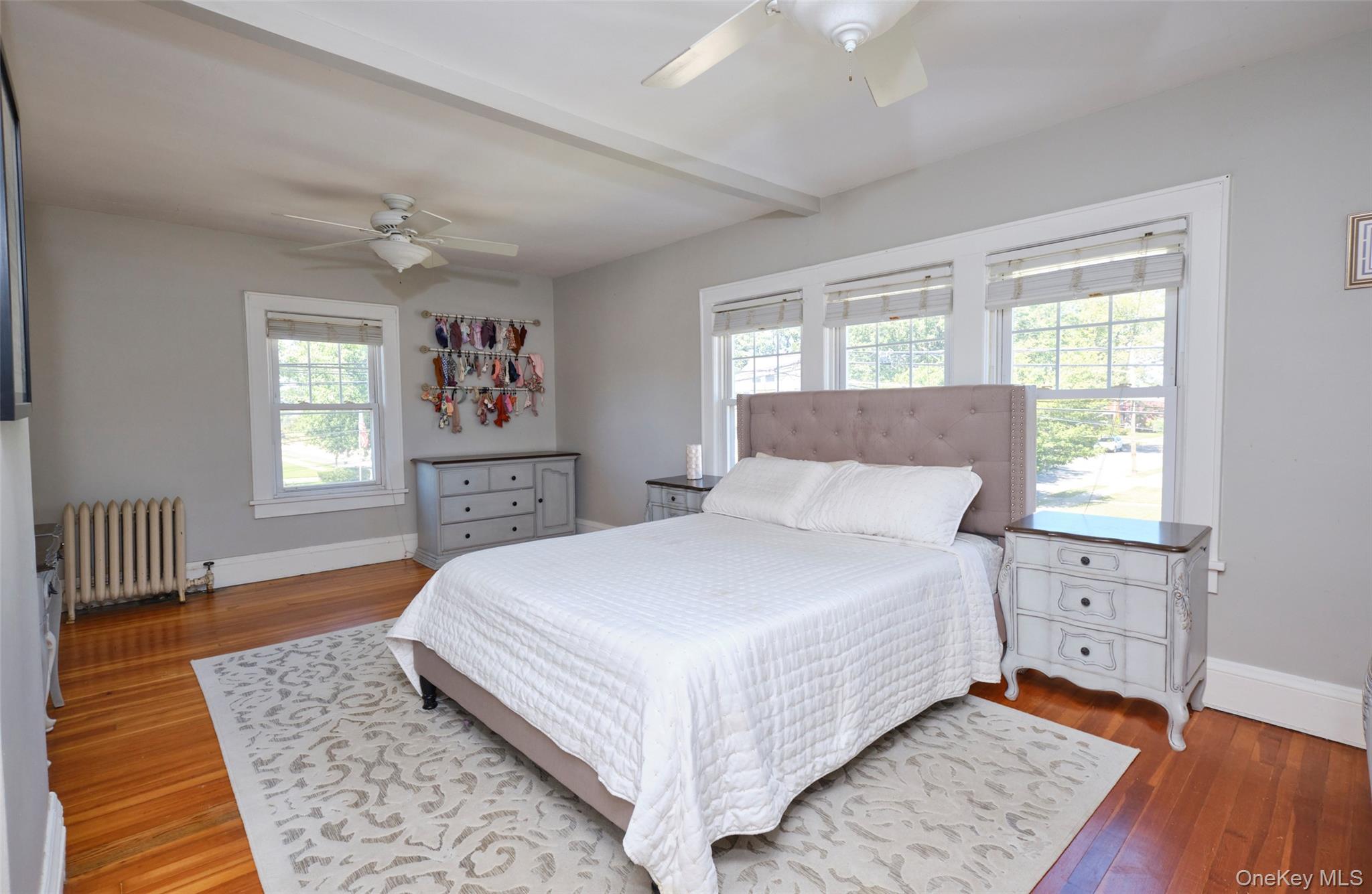 80 Oak Street, Lynbrook, NY 11563