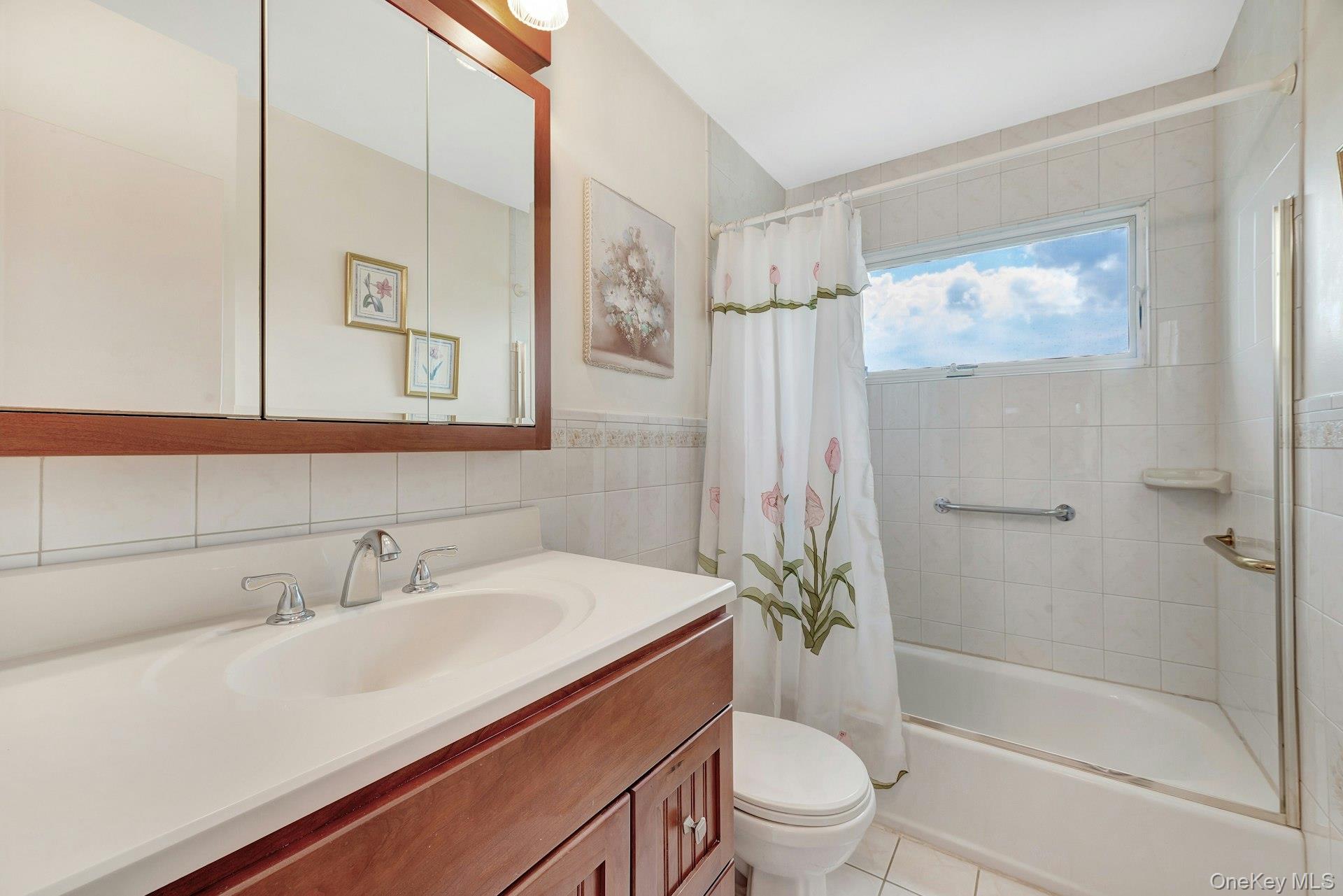 14 Holiday Park Drive, Centereach, NY 11720