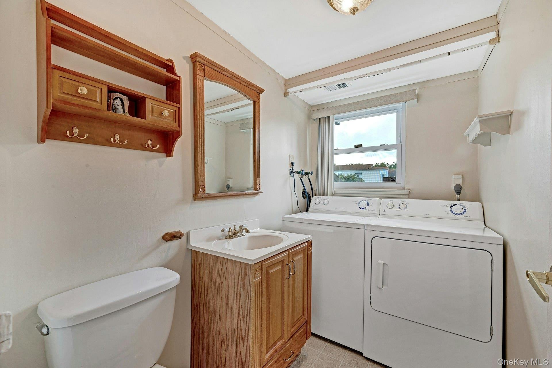 14 Holiday Park Drive, Centereach, NY 11720