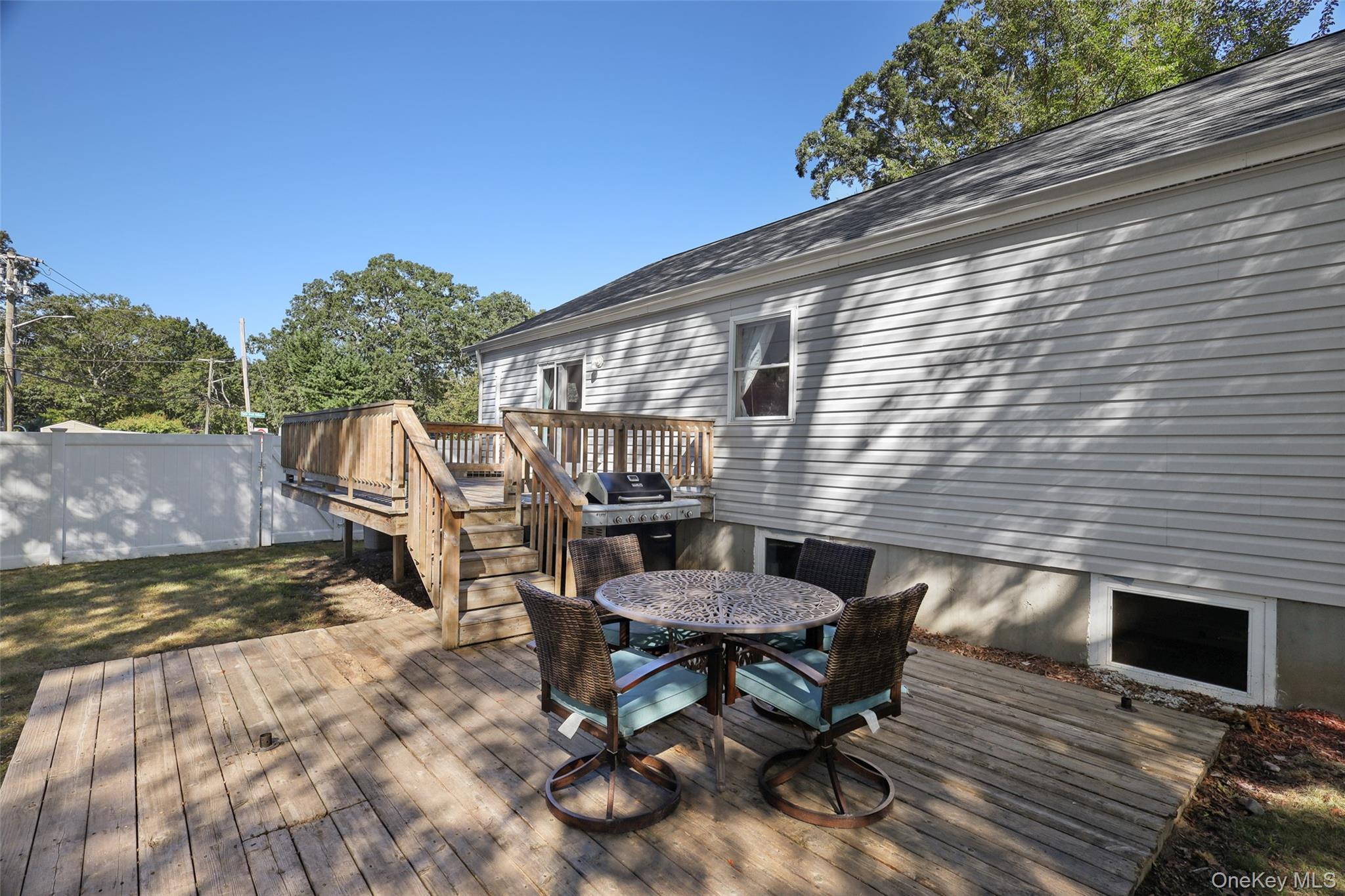 205 Crystal Brook Hollow Road, Port Jefferson Station, NY 11776