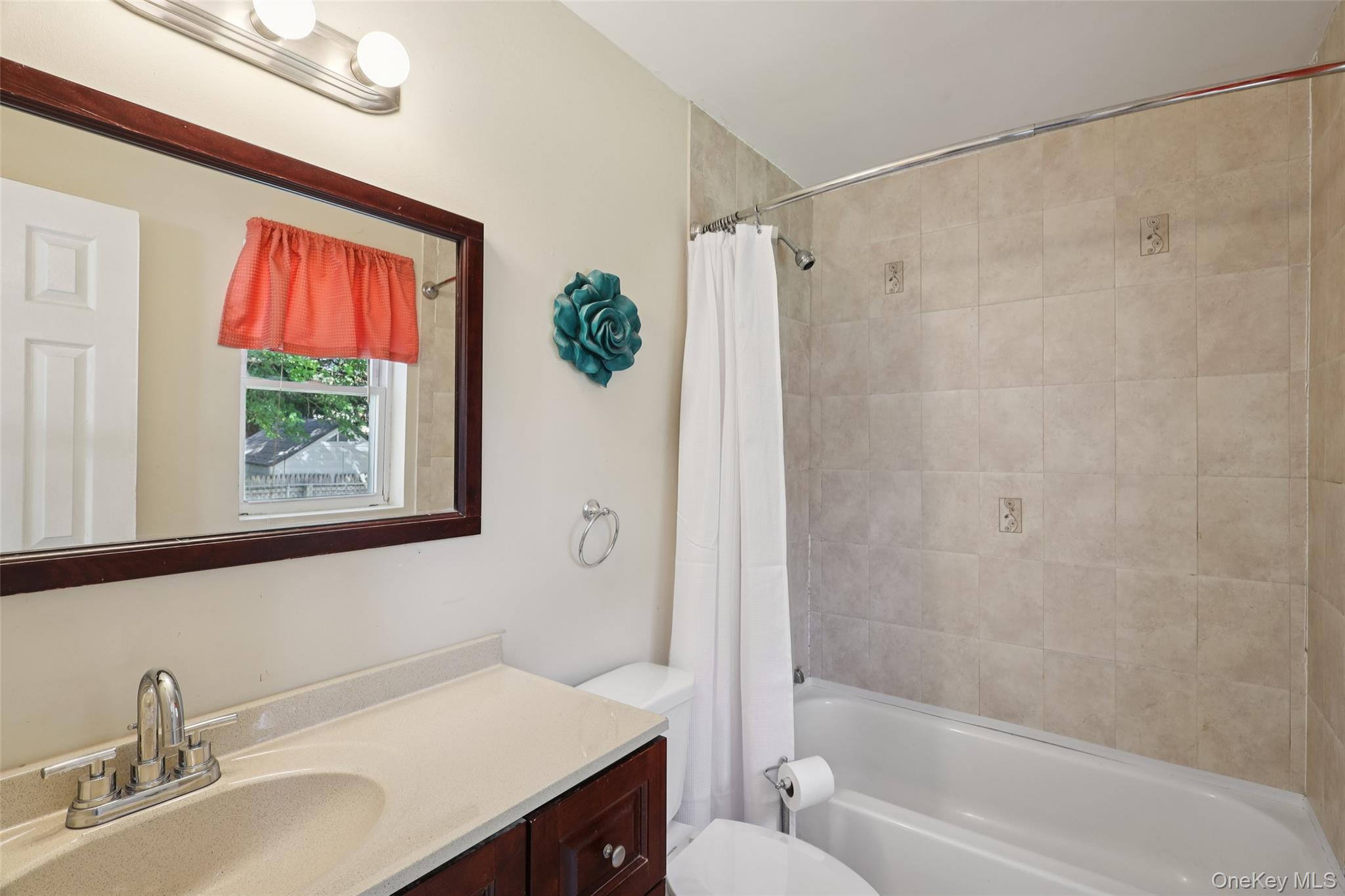 205 Crystal Brook Hollow Road, Port Jefferson Station, NY 11776