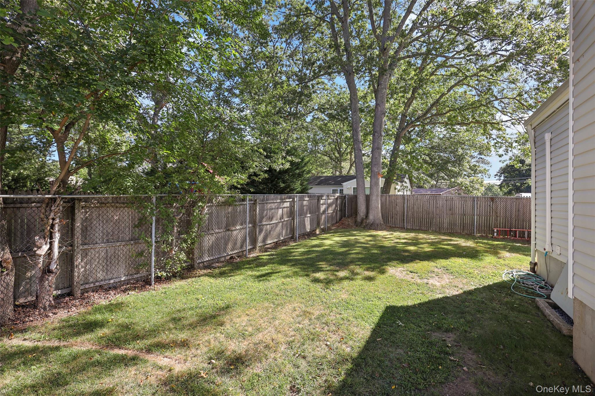 205 Crystal Brook Hollow Road, Port Jefferson Station, NY 11776