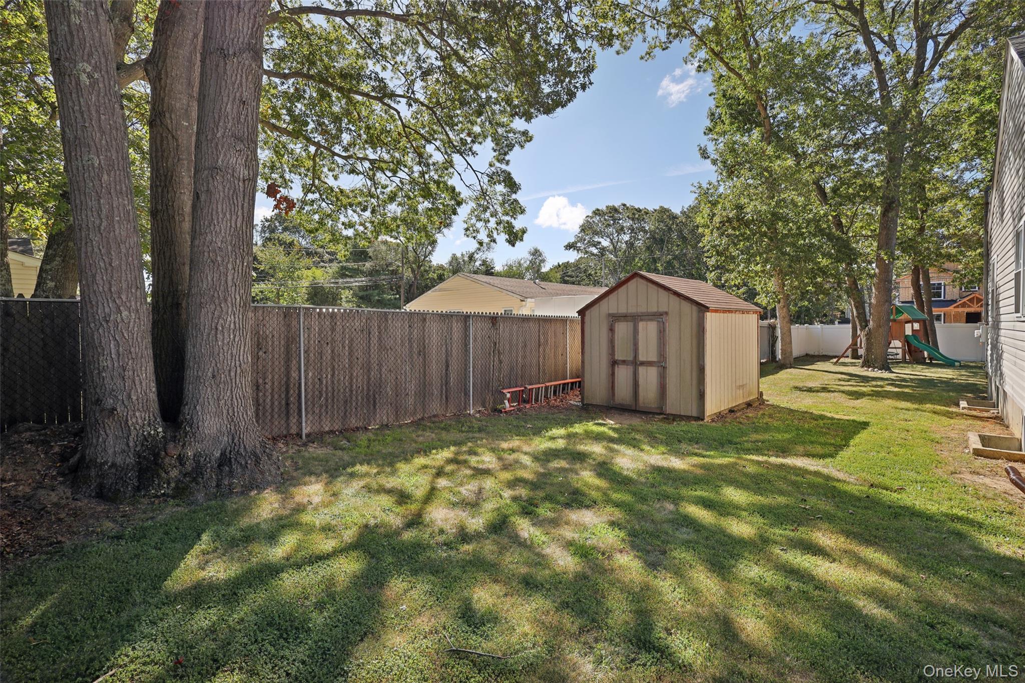 205 Crystal Brook Hollow Road, Port Jefferson Station, NY 11776