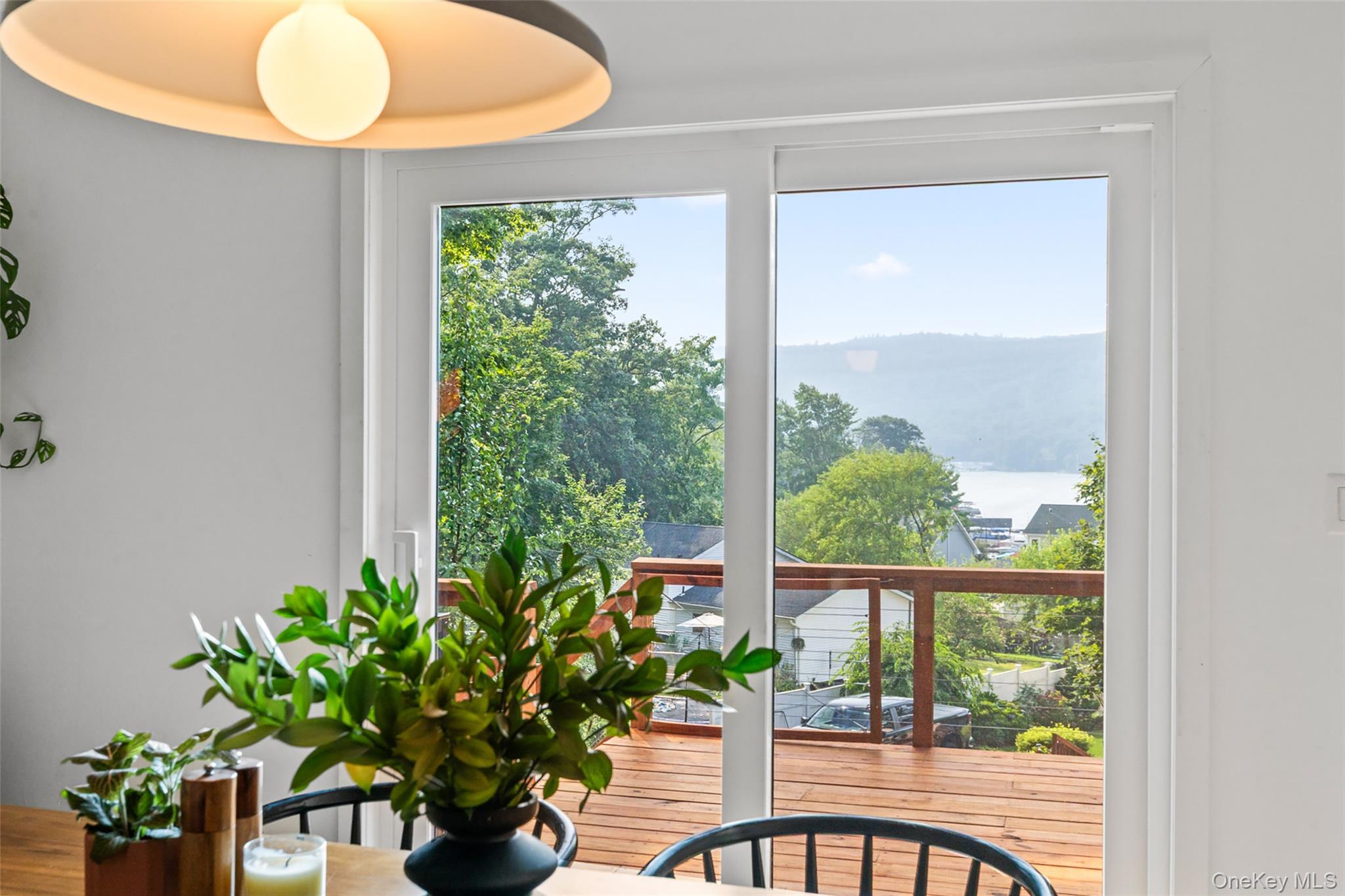 10 Holiday Lane, Greenwood Lake, NY 10925