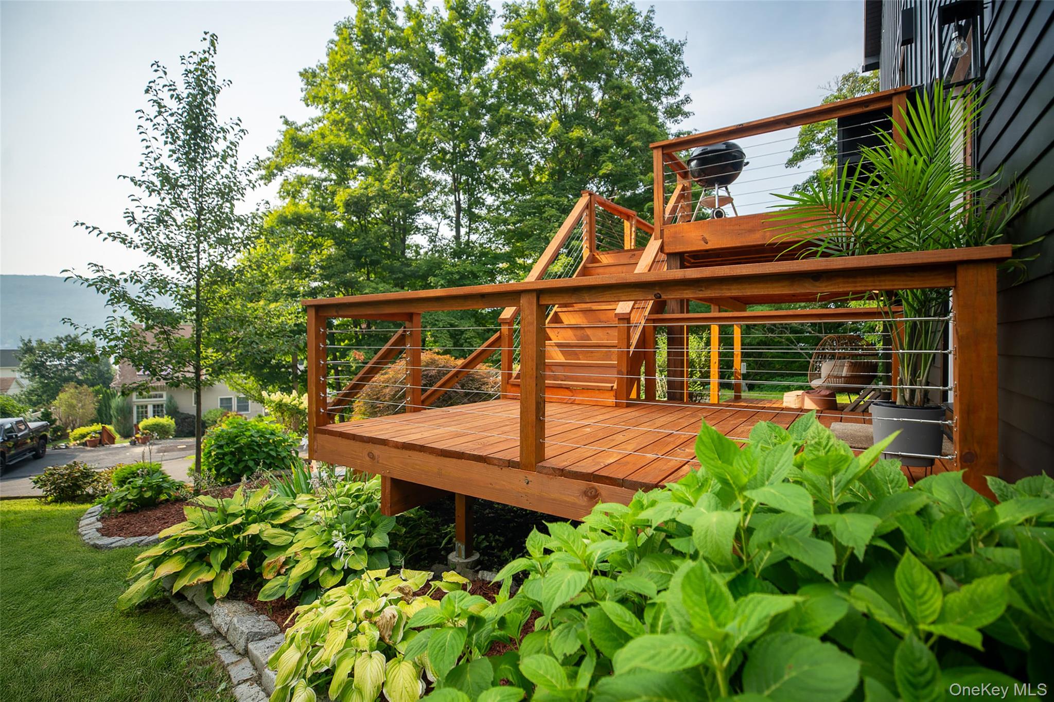 10 Holiday Lane, Greenwood Lake, NY 10925