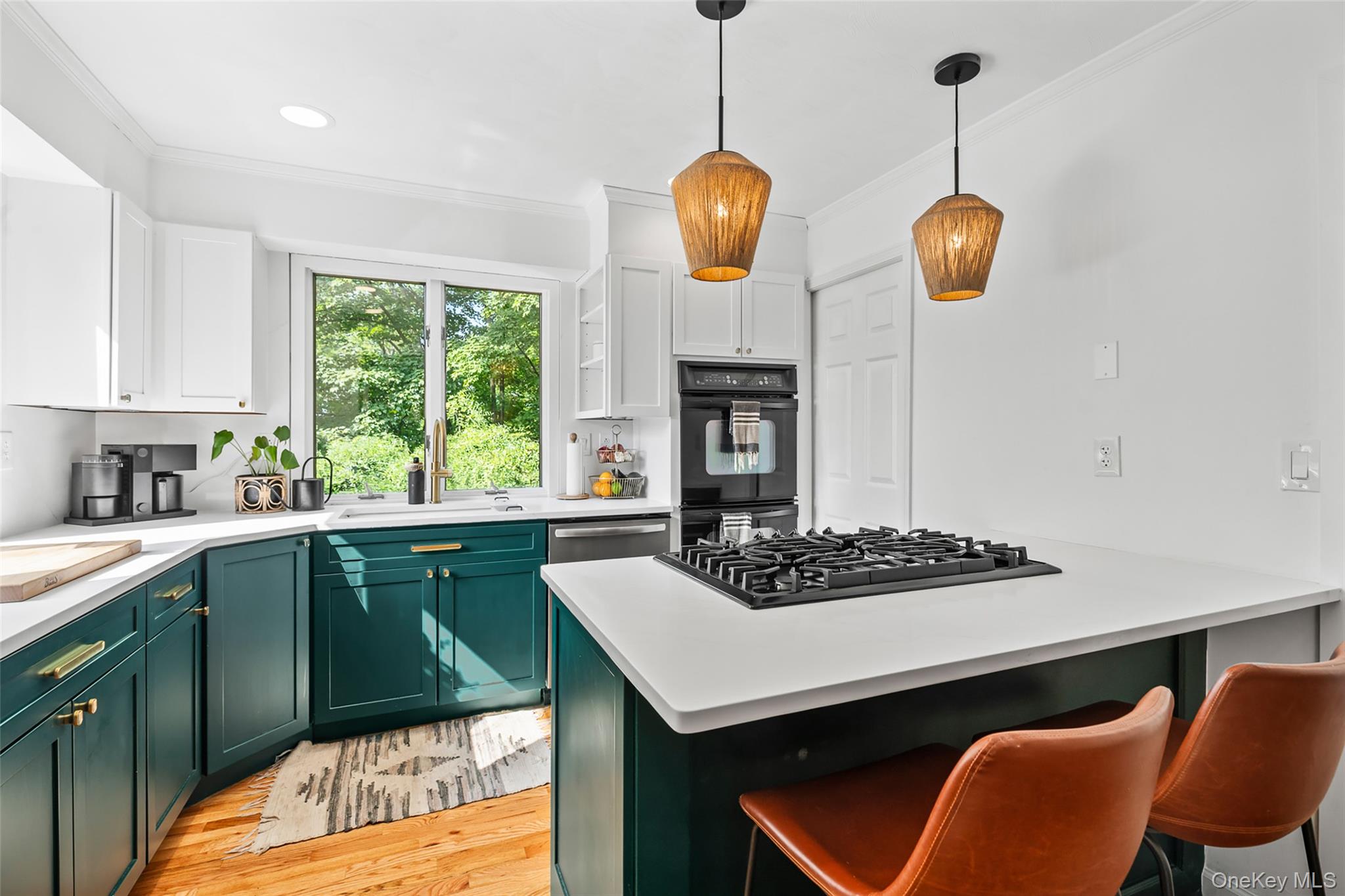 10 Holiday Lane, Greenwood Lake, NY 10925