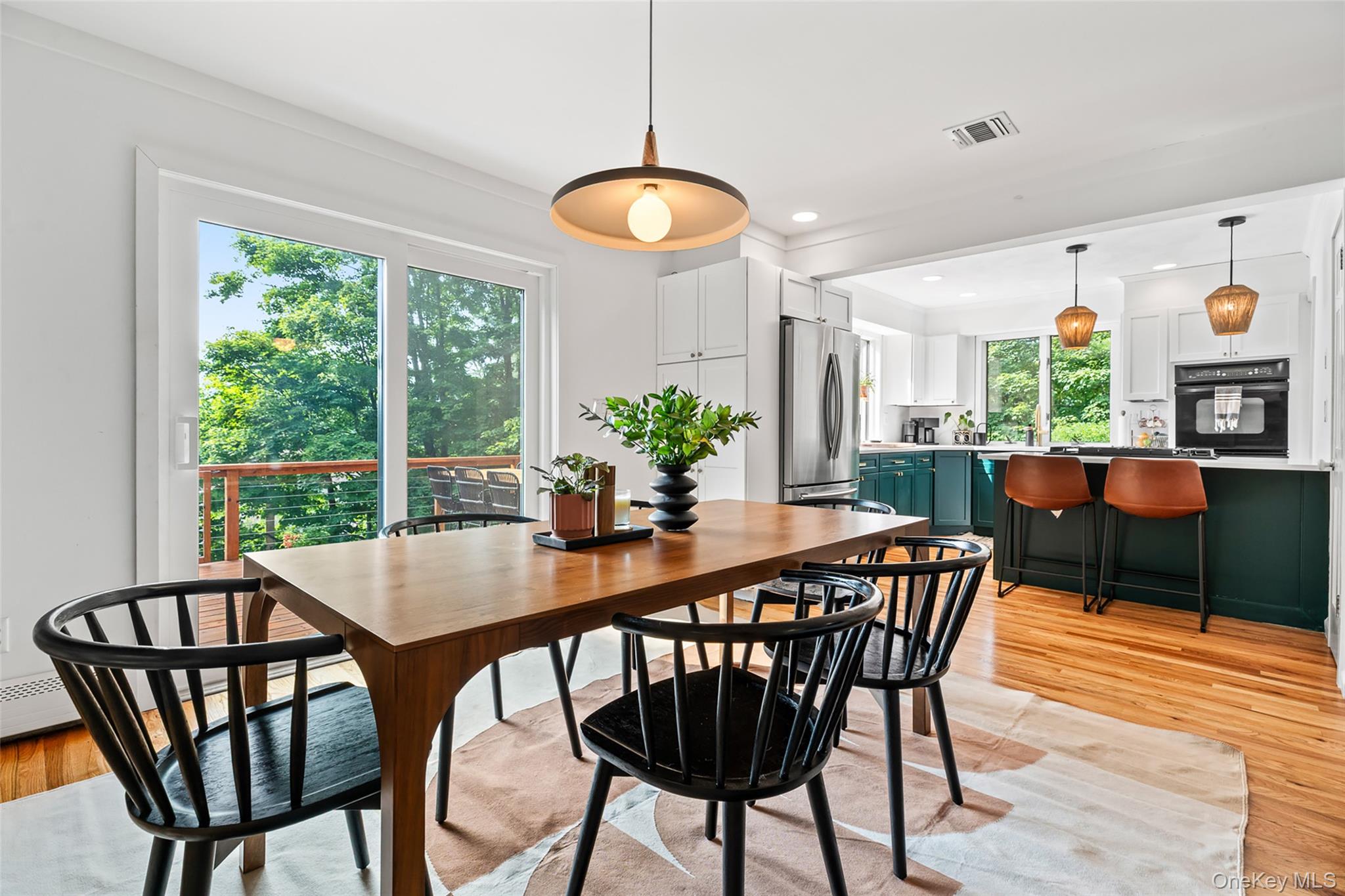 10 Holiday Lane, Greenwood Lake, NY 10925