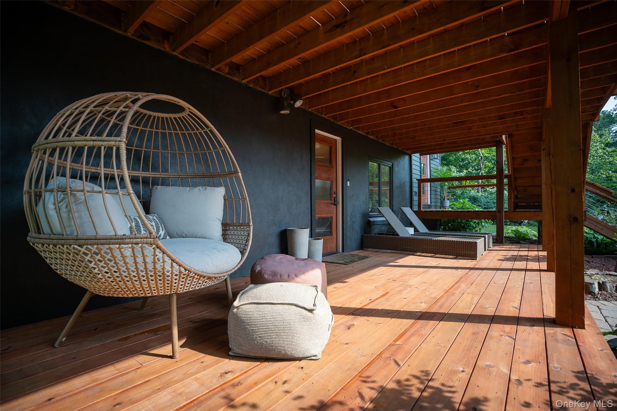 10 Holiday Lane, Greenwood Lake, NY 10925