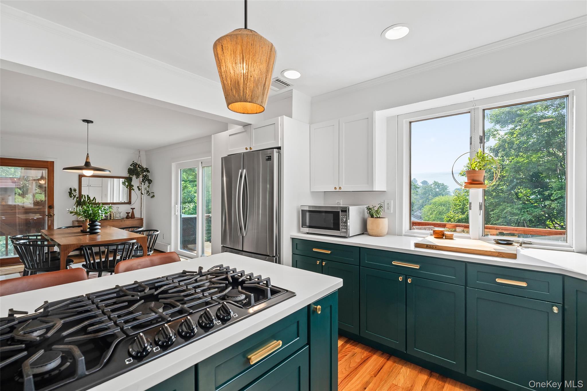 10 Holiday Lane, Greenwood Lake, NY 10925