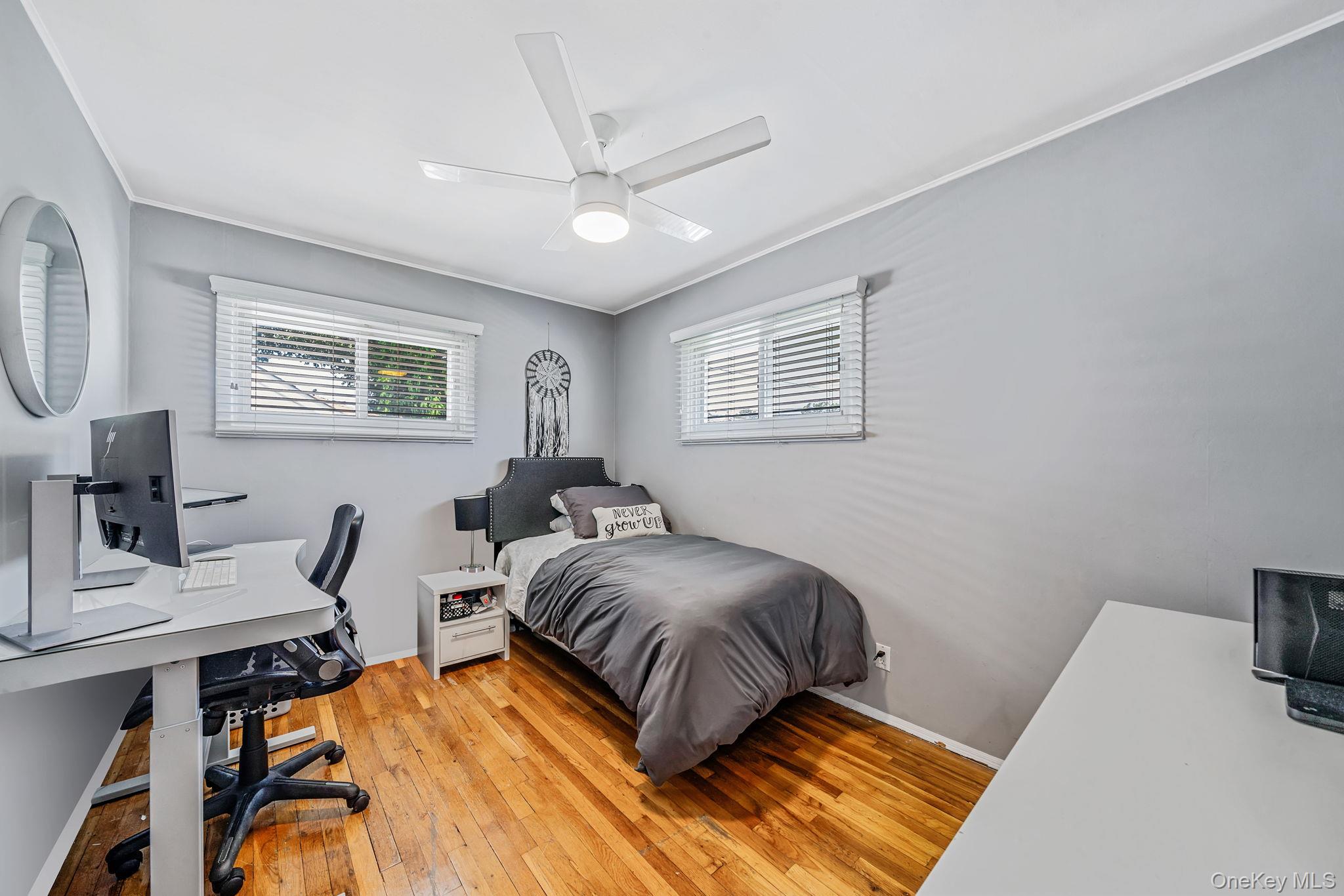 208 Oak Street, Massapequa Park, NY 11762