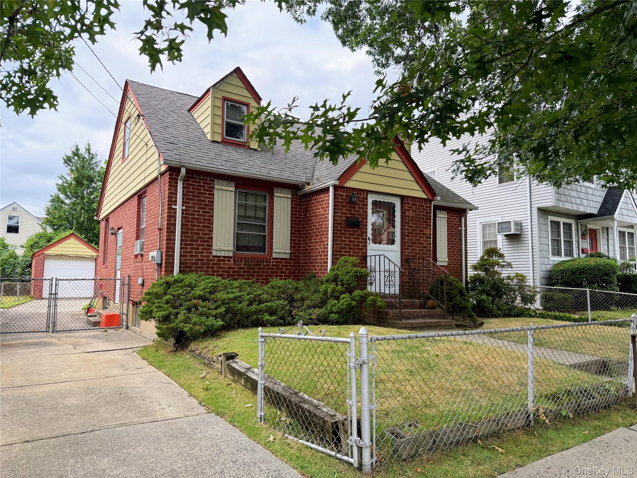 118 Hunnewell Avenue, Elmont, NY 11003