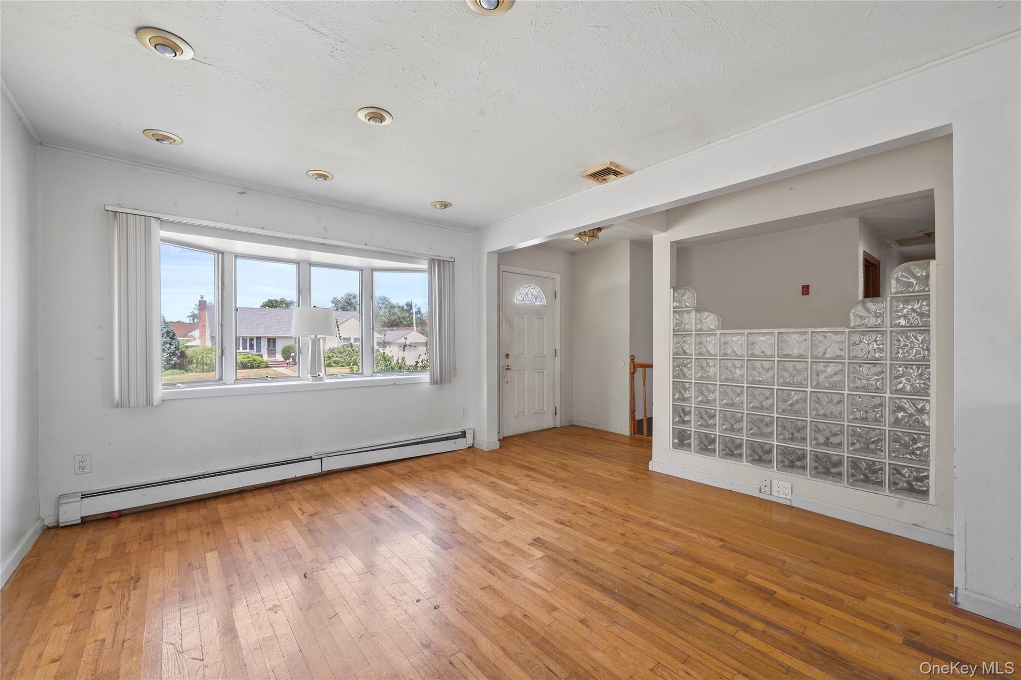 2986 Valley Road, Wantagh, NY 11793