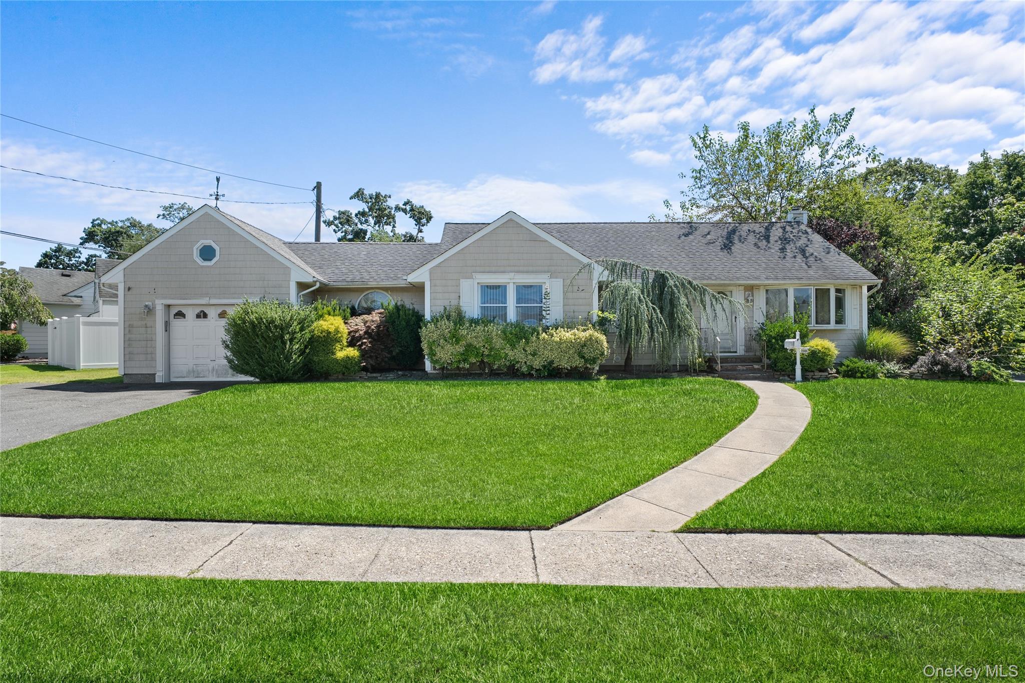 2986 Valley Road, Wantagh, NY 11793