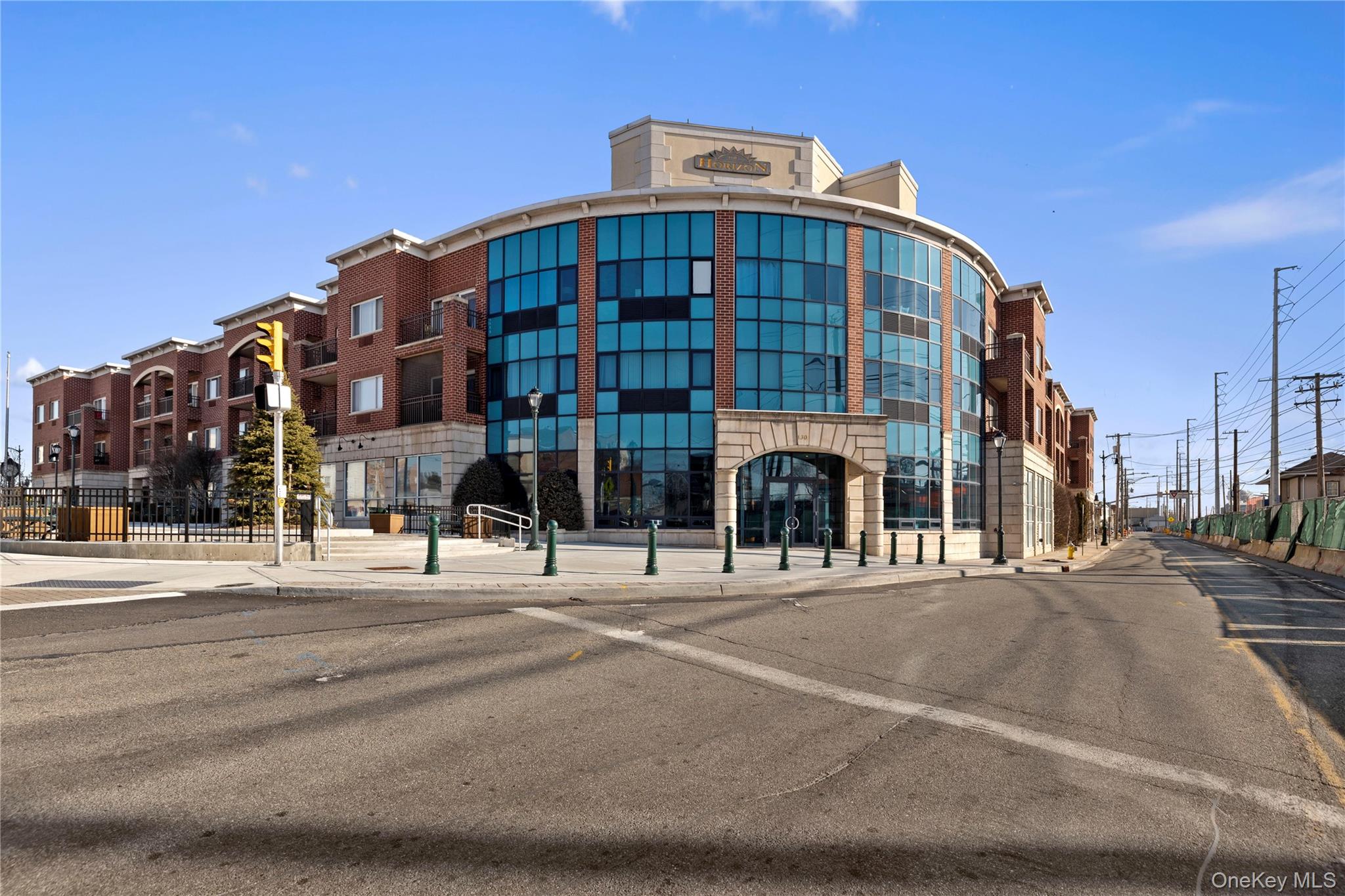 130 Post Avenue # 223, Westbury, NY 11590