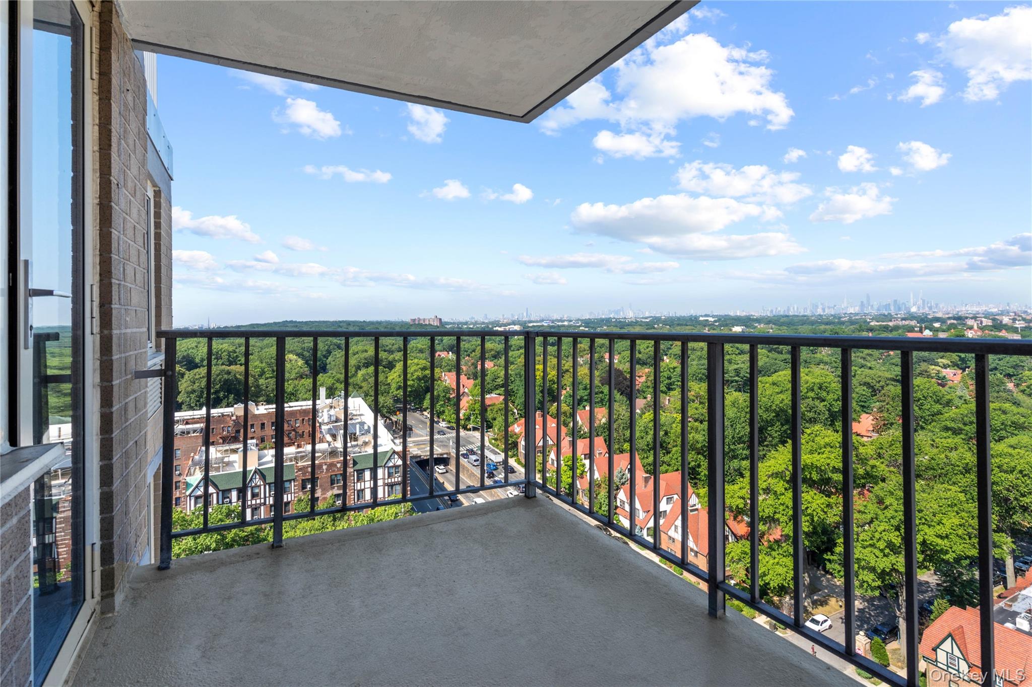 118-18 Union Turnpike # 19G, Kew Gardens, NY 11415