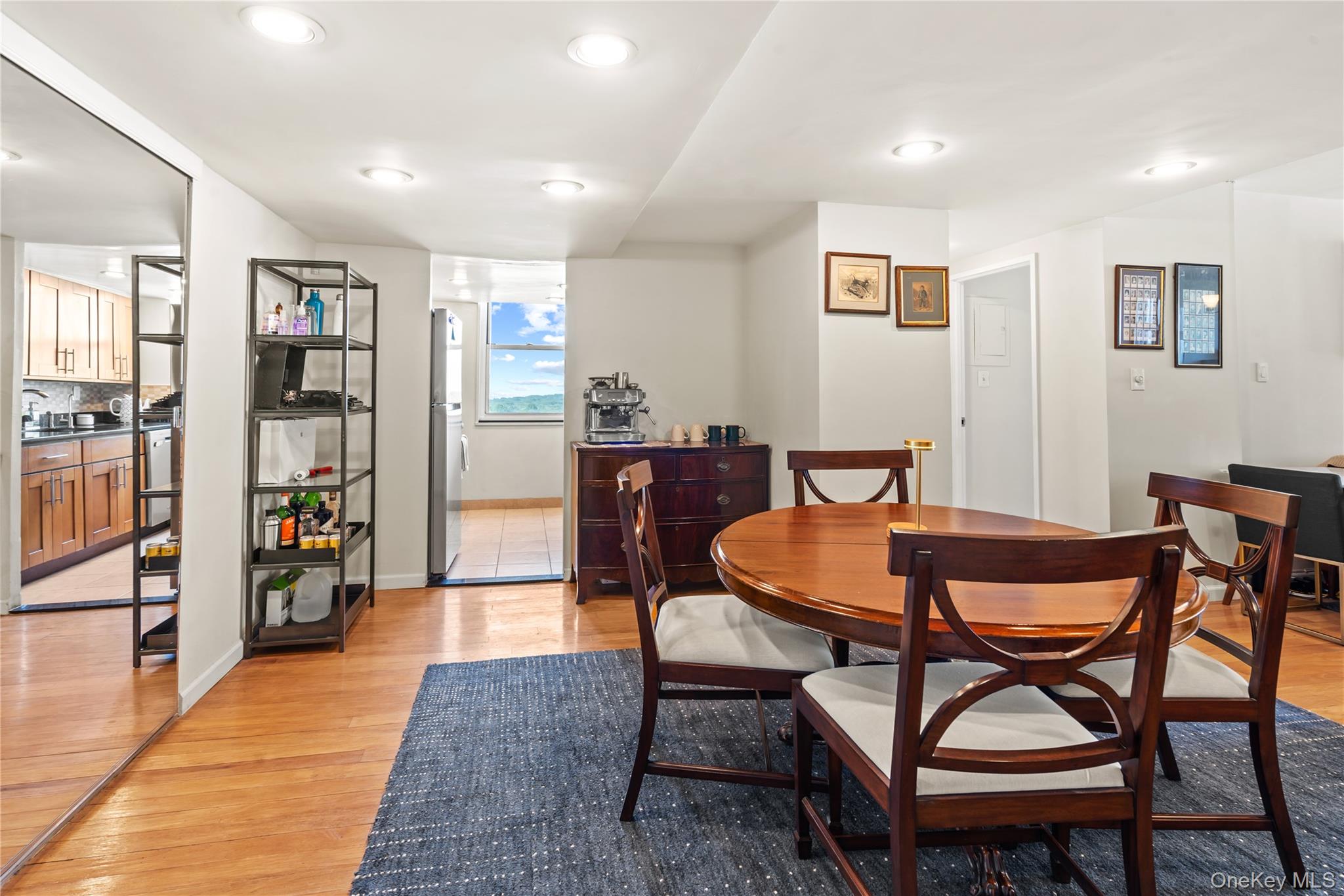 118-18 Union Turnpike # 19G, Kew Gardens, NY 11415