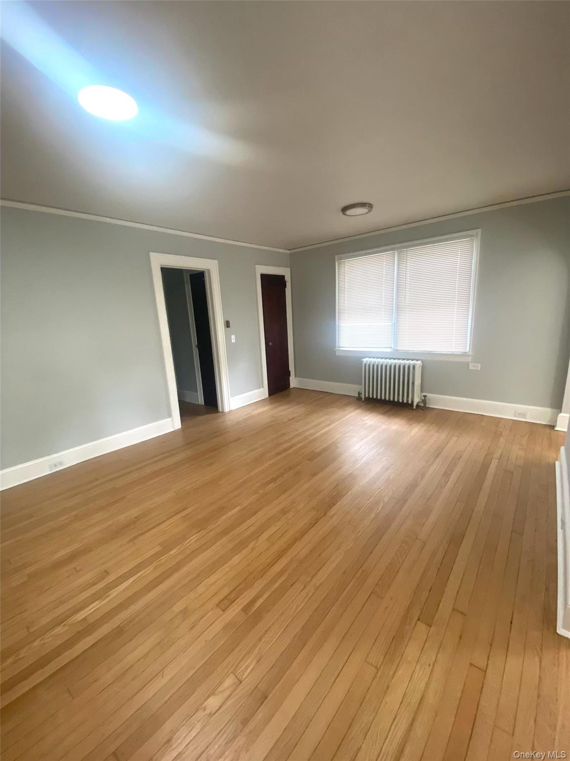 39 Redmond Avenue, Bay Shore, NY 11706