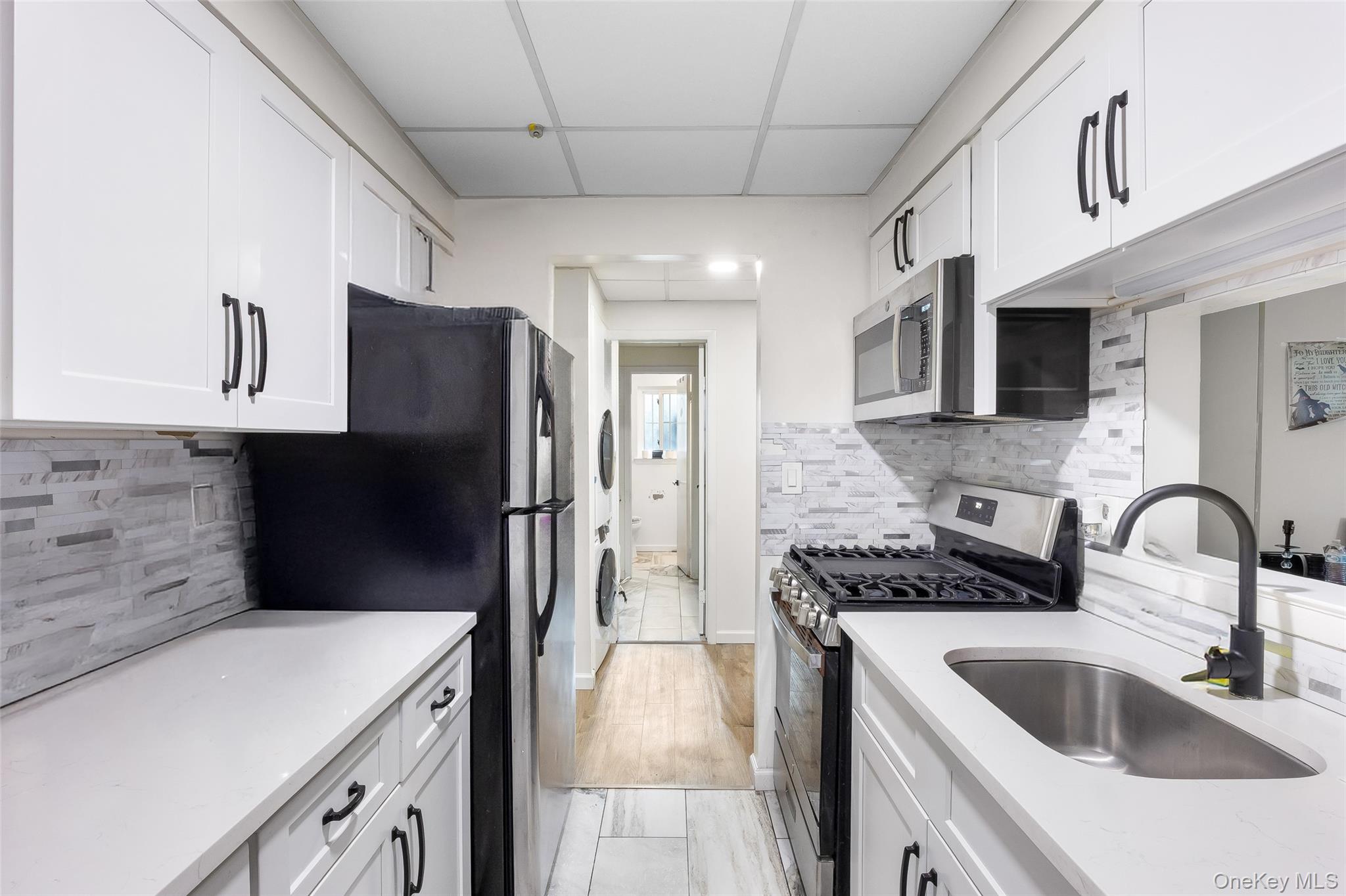 195 Lake Pointe Circle # 195, Middle Island, NY 11953