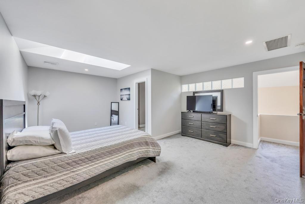 47 Jeremy Circle, Nesconset, NY 11767