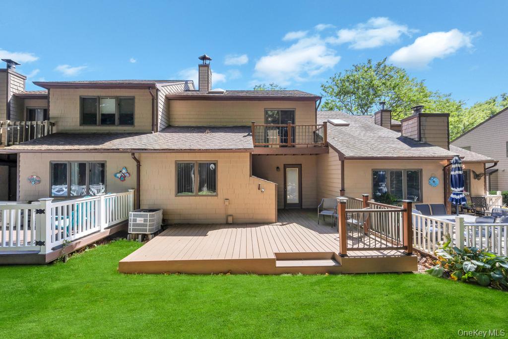 47 Jeremy Circle, Nesconset, NY 11767