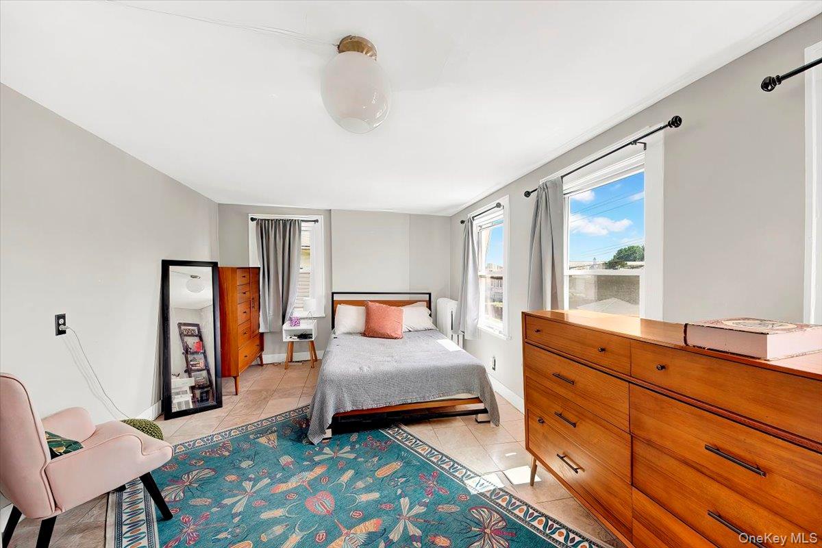 81 Beechwood Avenue, Mount Vernon, NY 10553