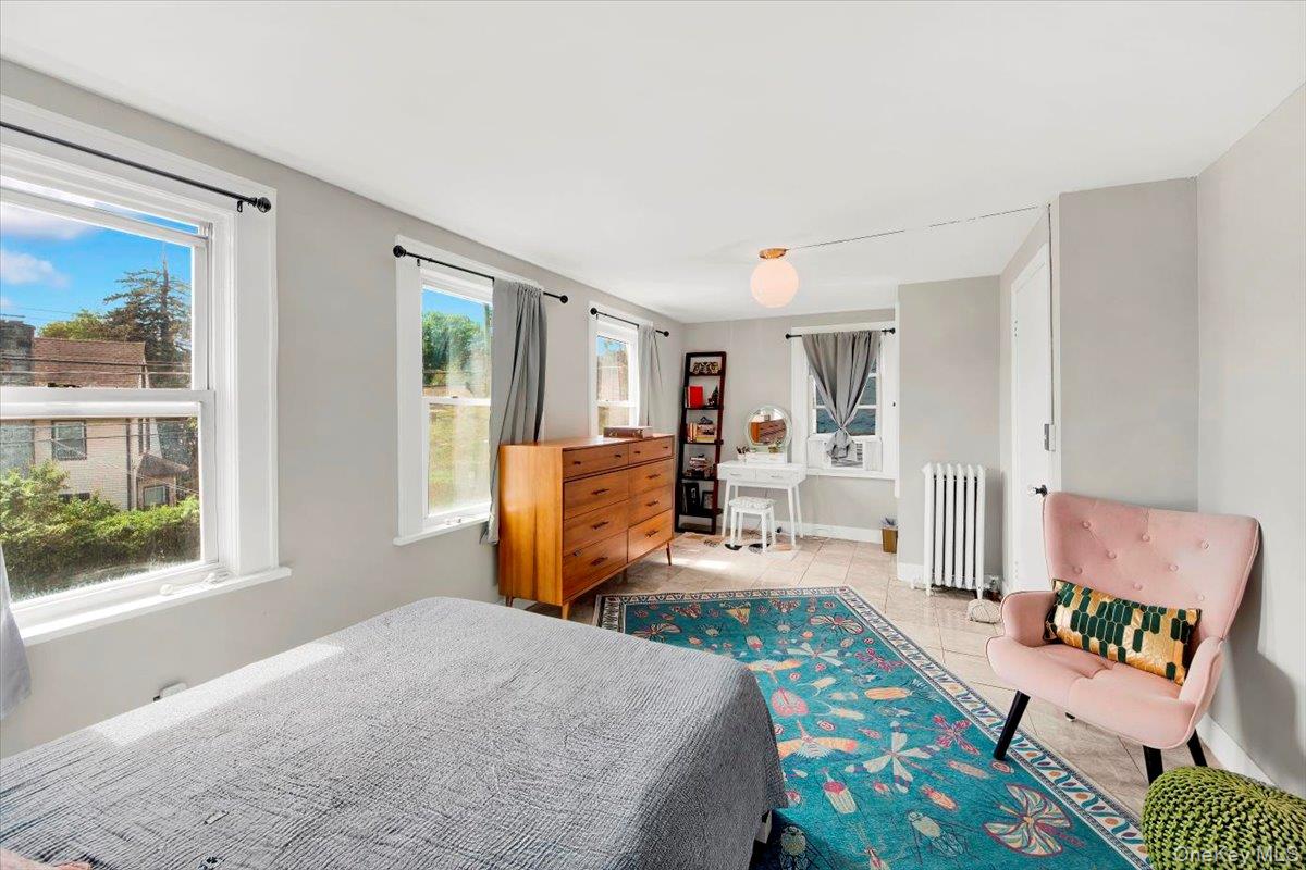 81 Beechwood Avenue, Mount Vernon, NY 10553