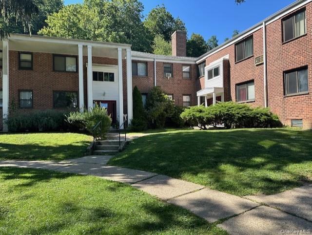 5 Lawrence Drive # A, White Plains, NY 10603