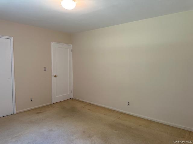 5 Lawrence Drive # A, White Plains, NY 10603