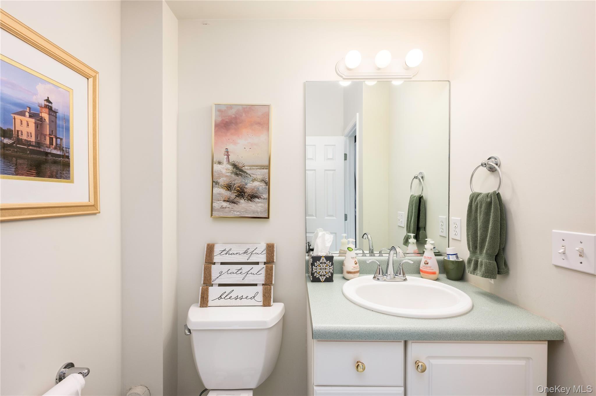 24 Appalachian W, Hopewell Junction, NY 12533