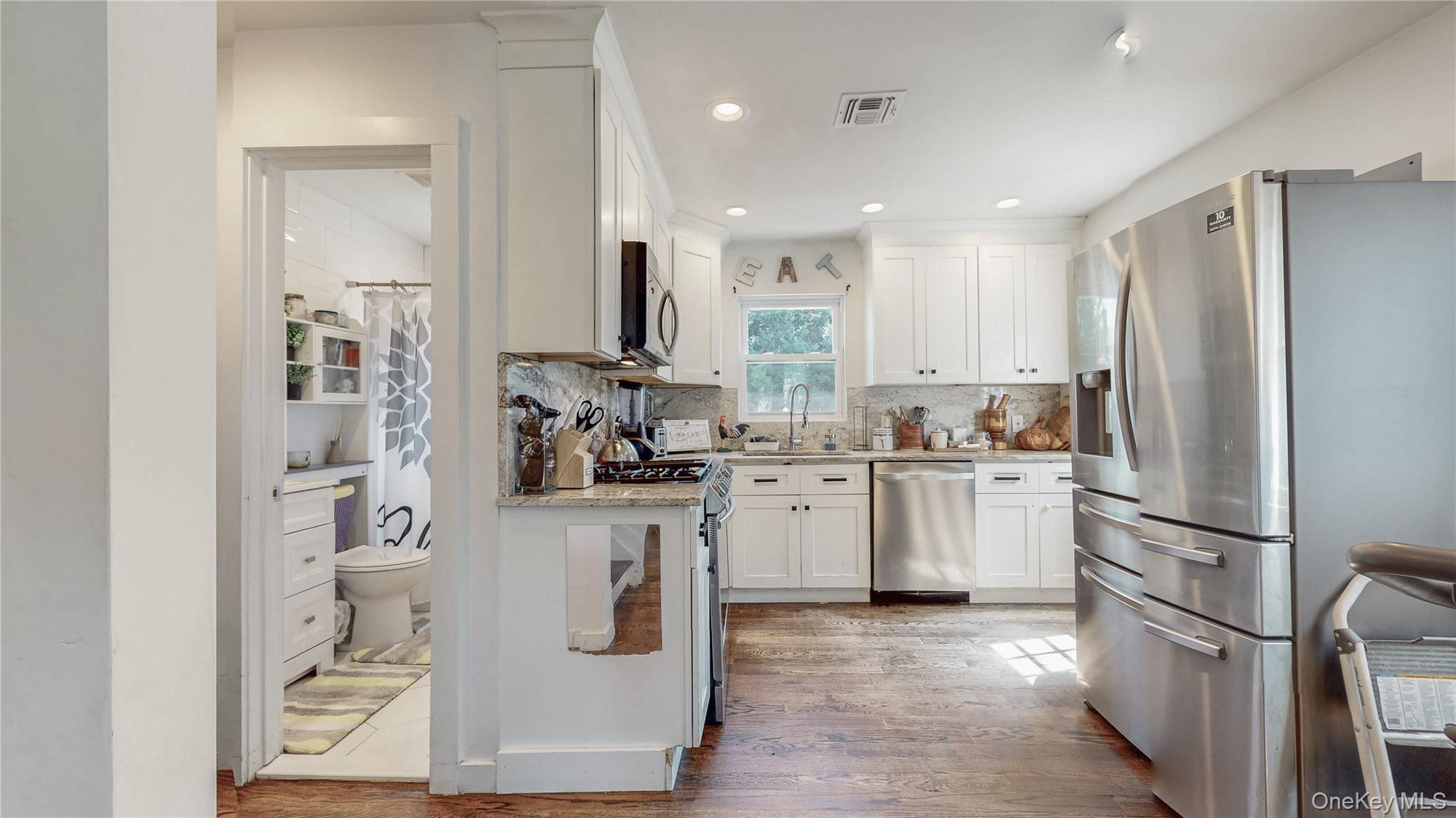 2347 Pine Street, Seaford, NY 11783