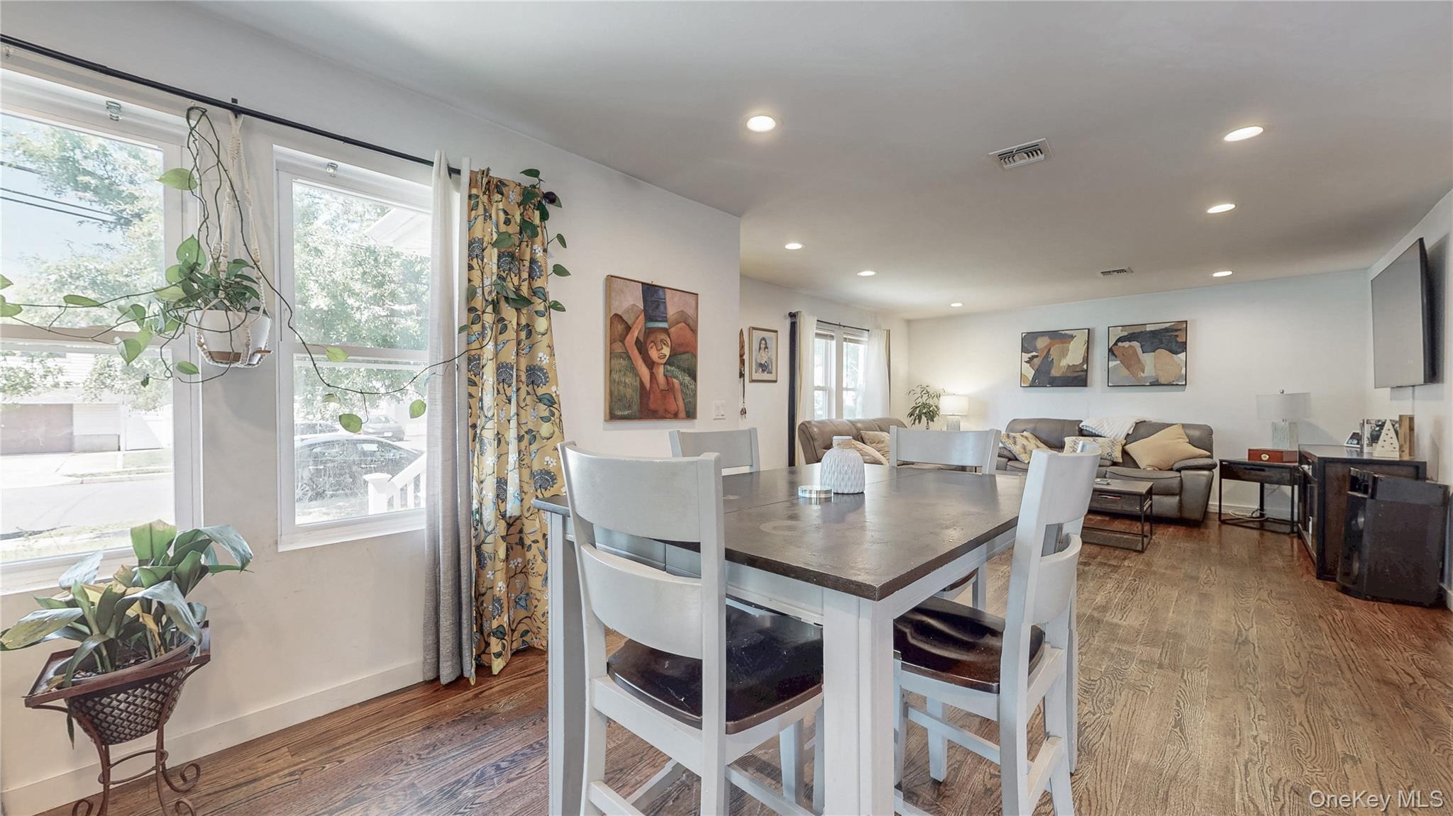 2347 Pine Street, Seaford, NY 11783