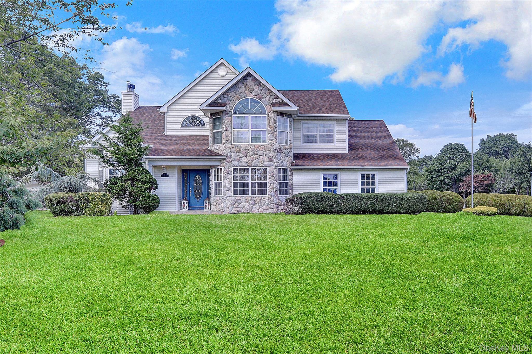 4 Patty Ann Court, Port Jefferson Station, NY 11776