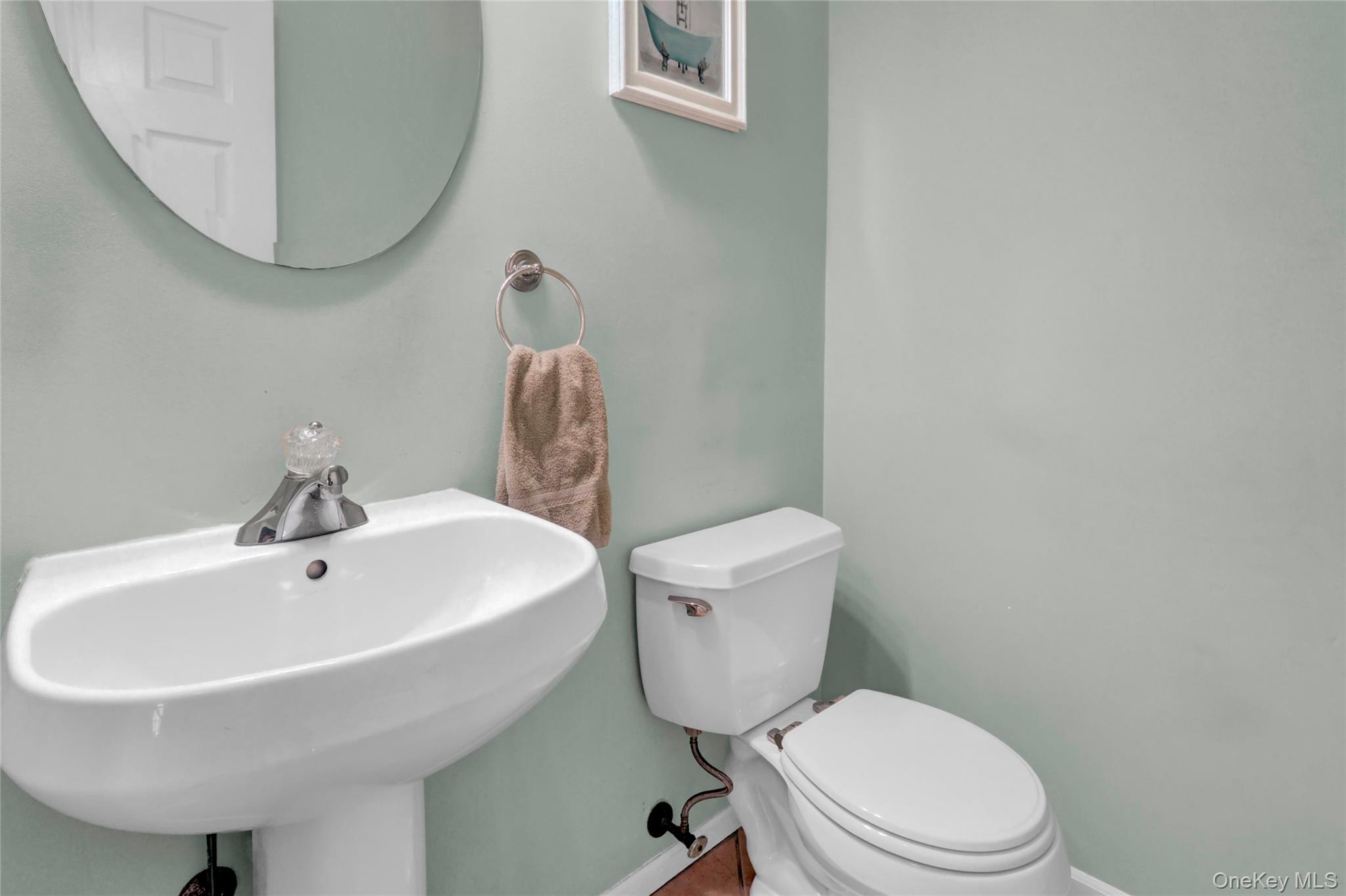 4 Patty Ann Court, Port Jefferson Station, NY 11776