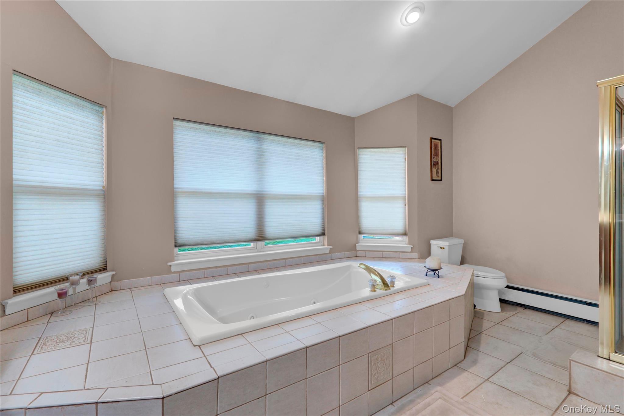 4 Patty Ann Court, Port Jefferson Station, NY 11776